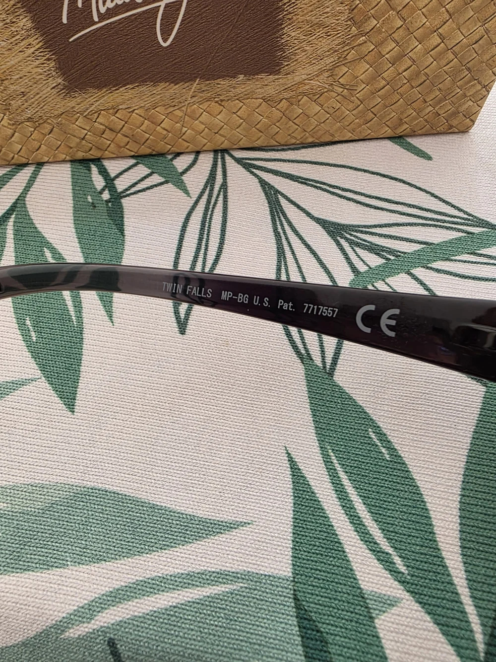 Maui Jim Twin Falls MJ417-02J Sunglasses NEW Frame Polarized Lenses Case Box